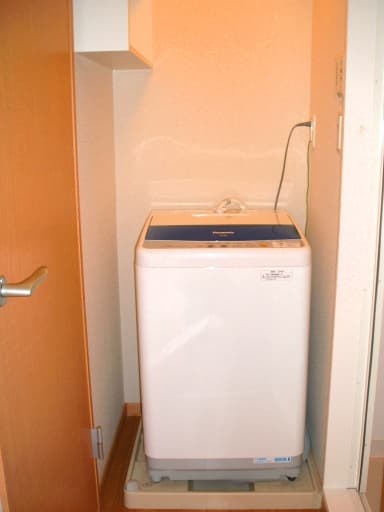 Room image 12