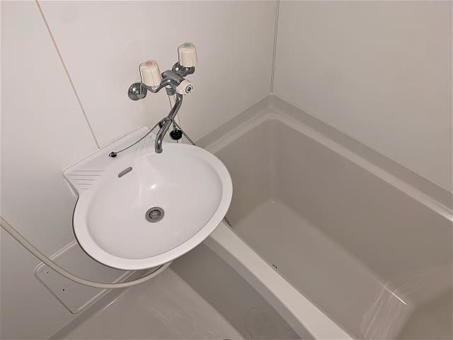 Room image 13
