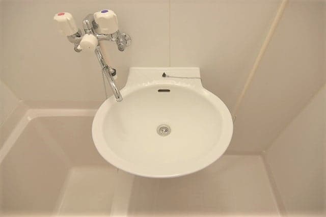 Room image 10