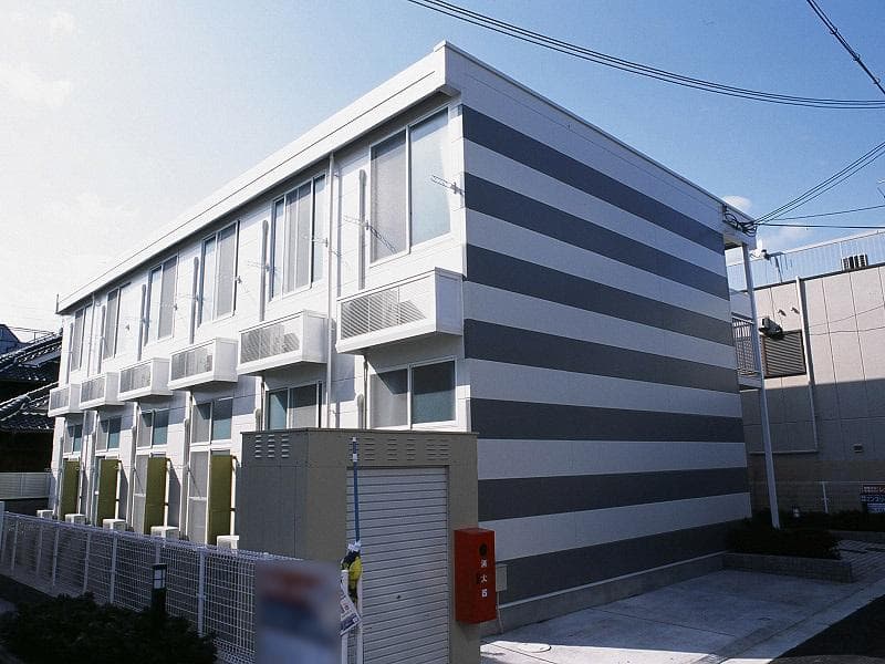 Main exterior of leopalace Premier II