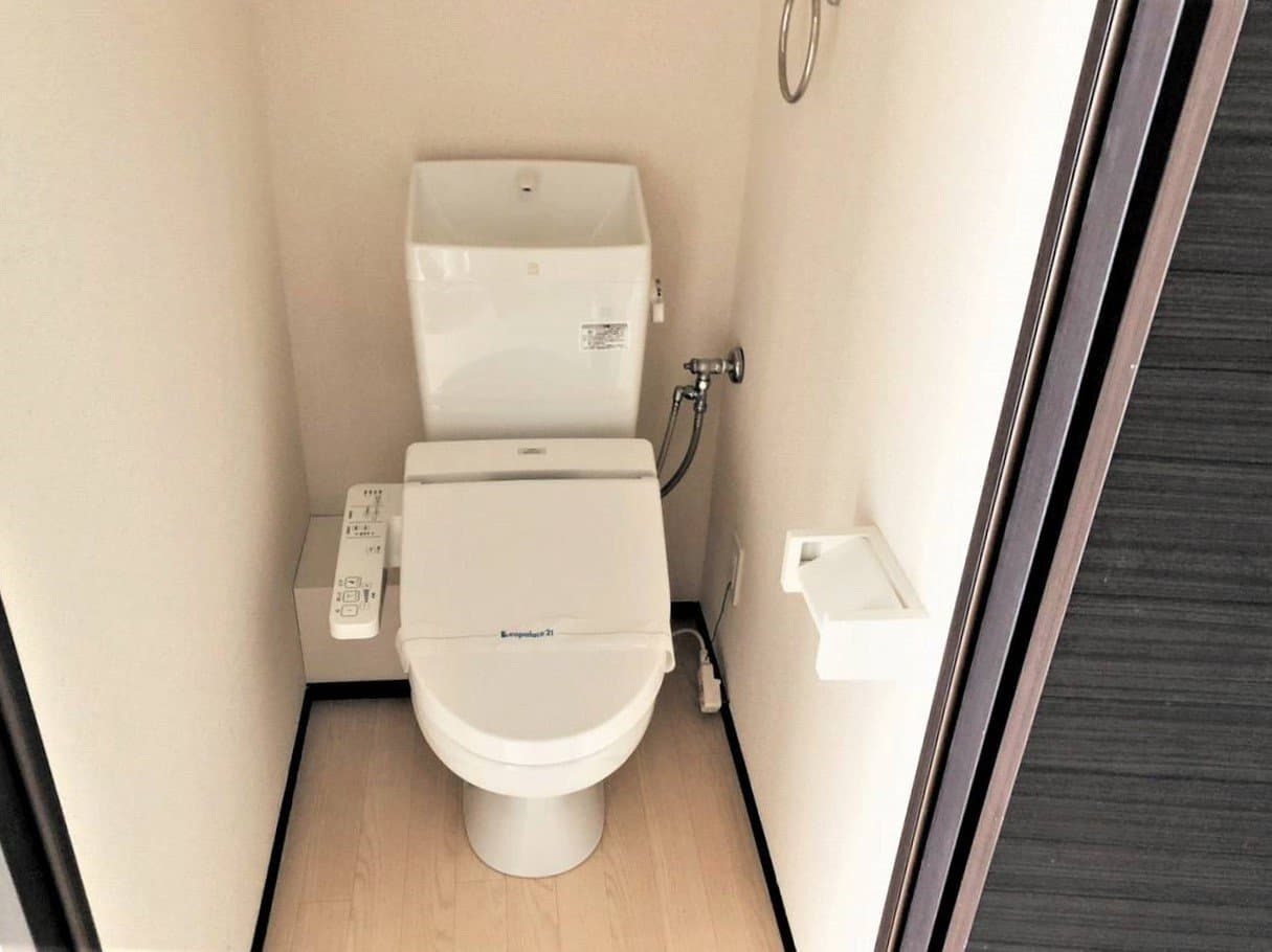 Room image 15