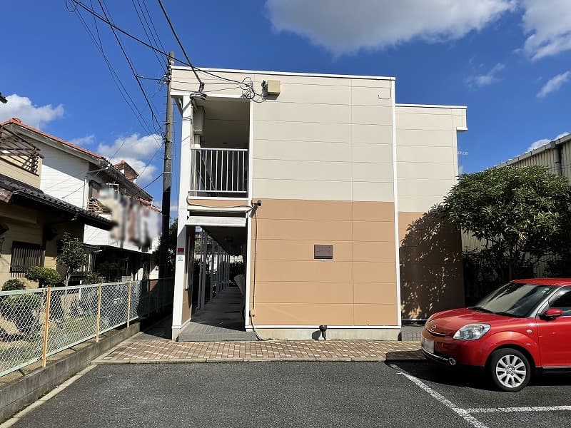 Main exterior of leopalace Musashino