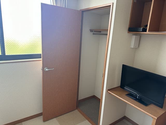 Room image 16