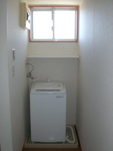Room image 13