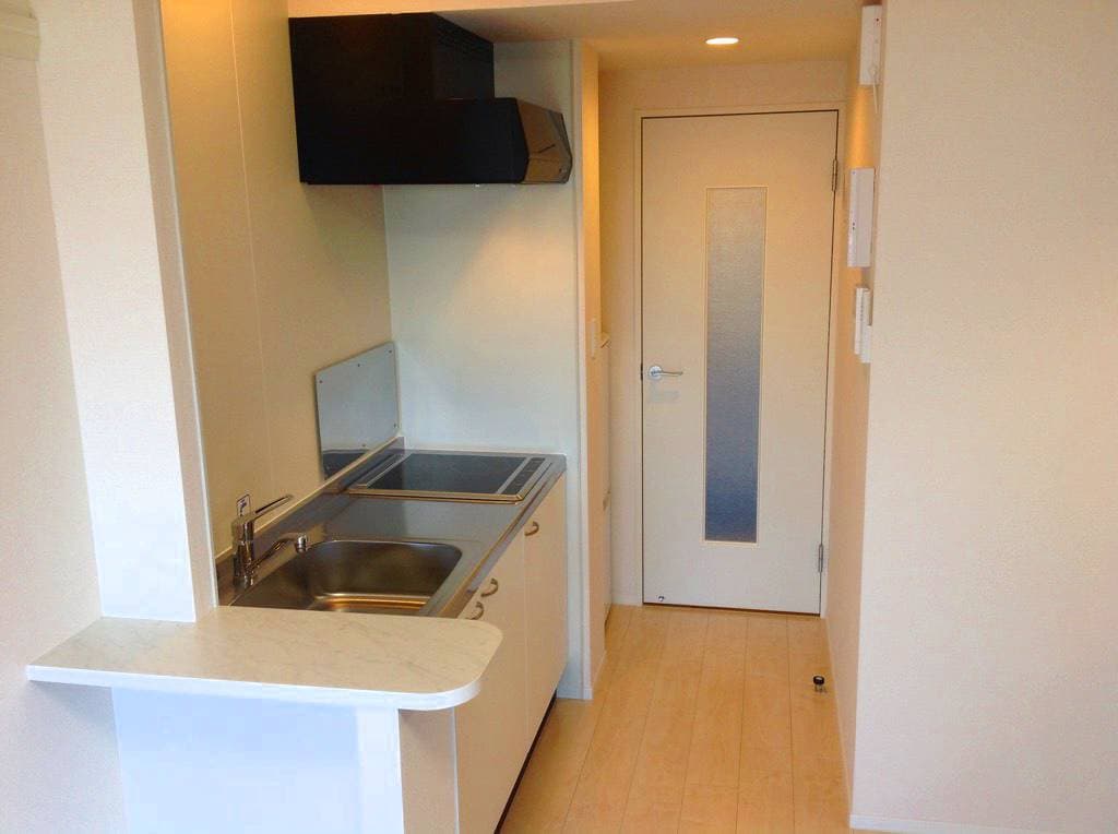 Room image 8