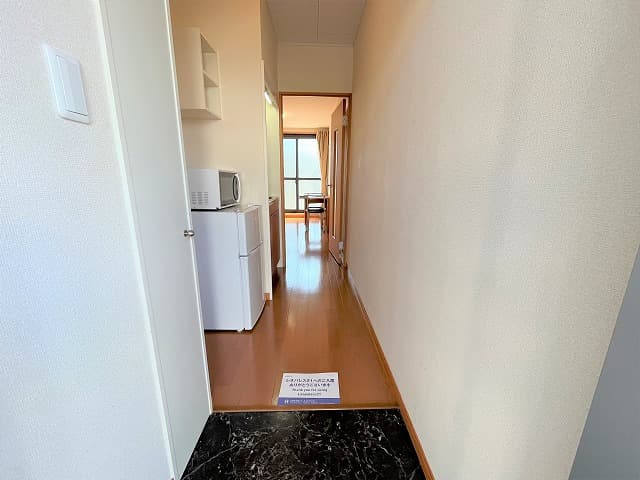 Room image 10