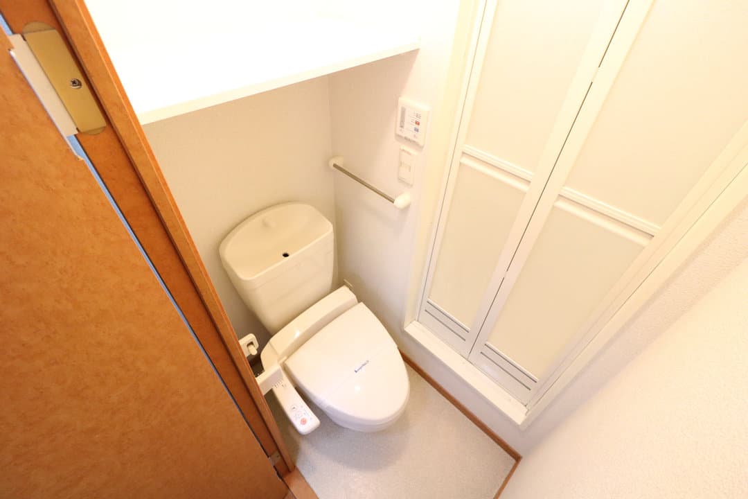 Room image 9