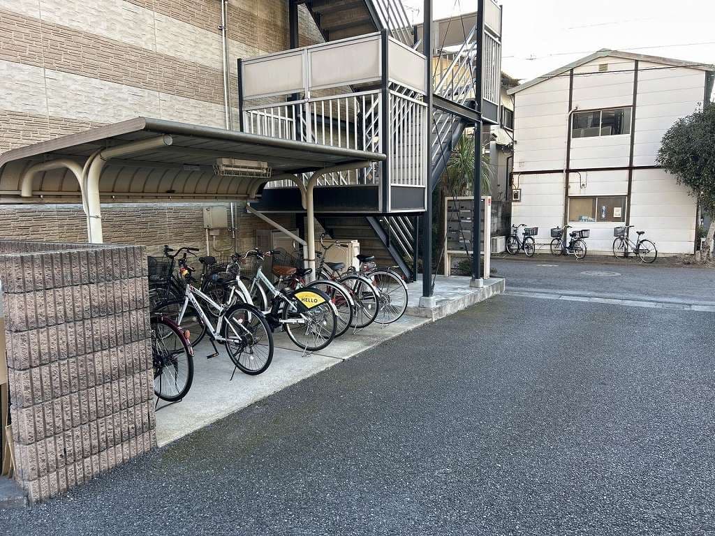 Room image 11