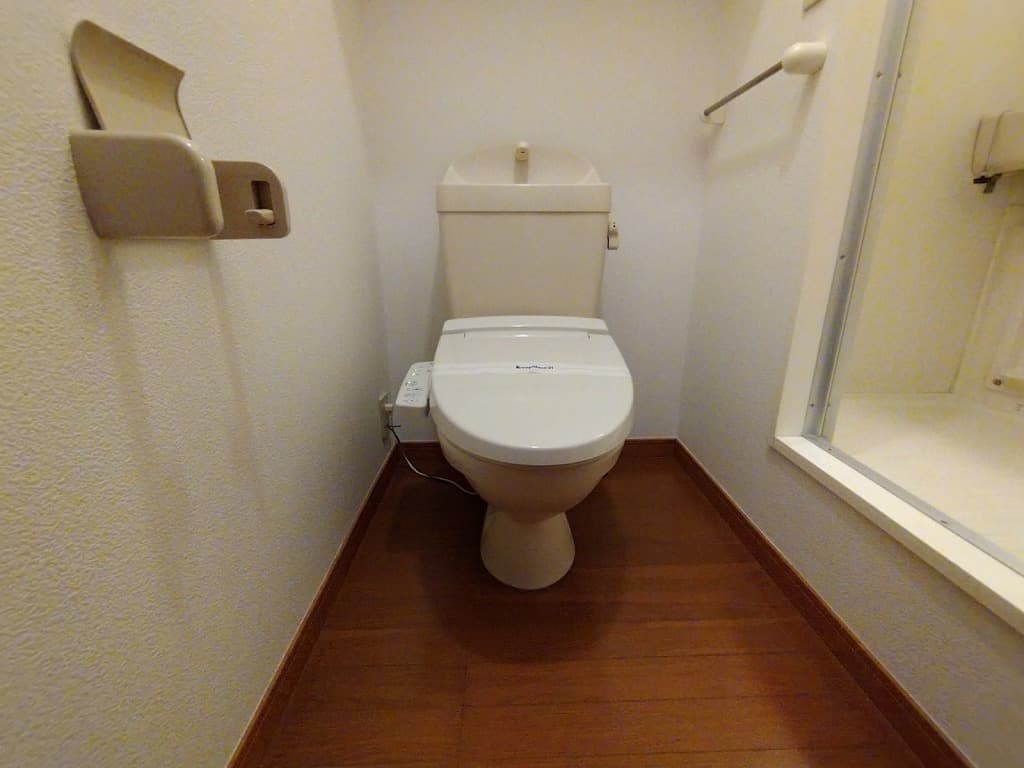 Room image 9
