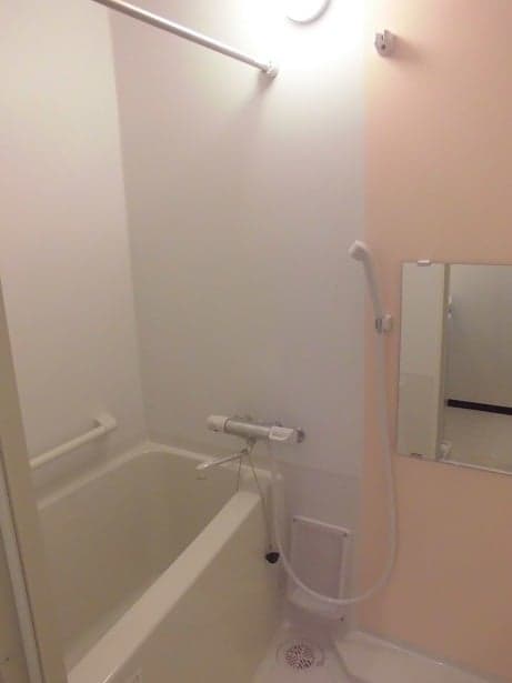 Room image 10
