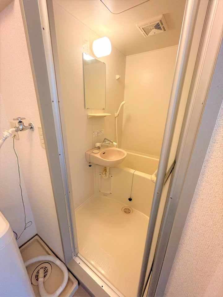 Room image 11