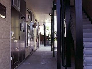 Room image 13