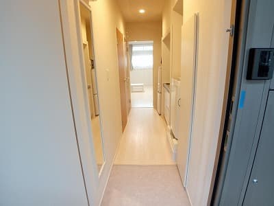 Room image 8