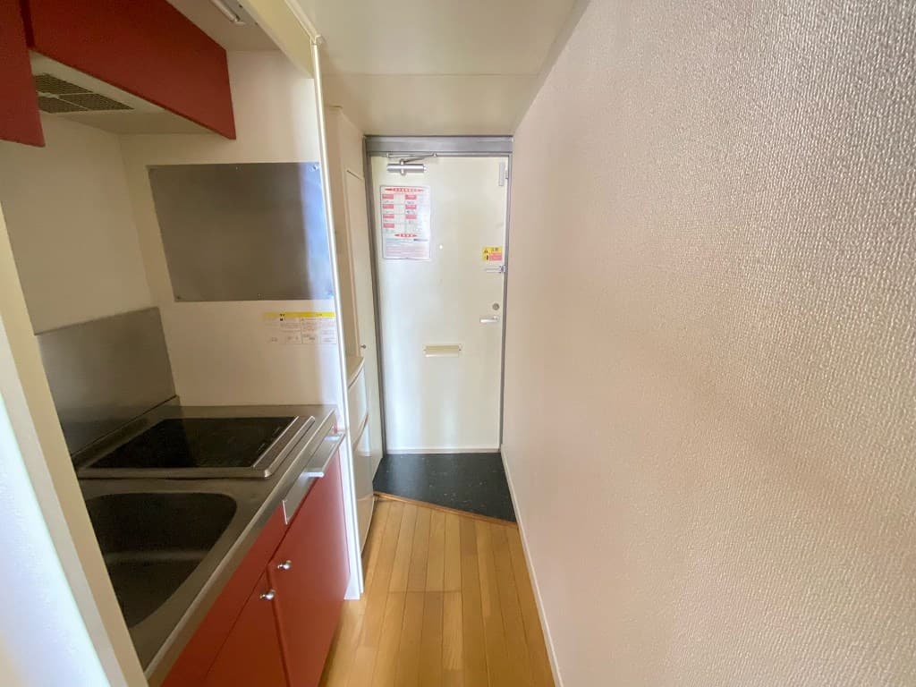 Room image 9