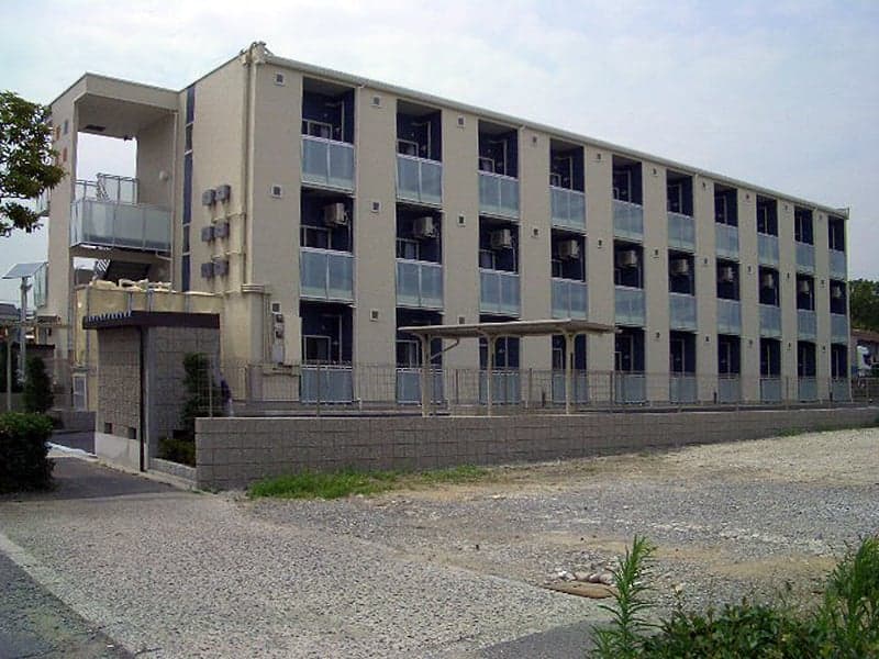 Main exterior of LEONEXT Hikariso