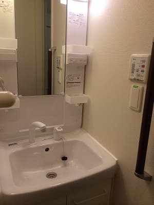 Room image 16