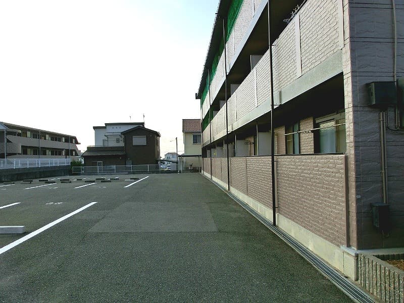 Room image 16