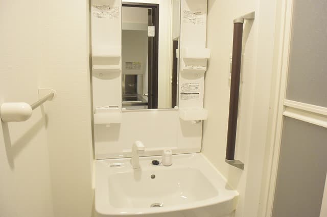 Room image 11