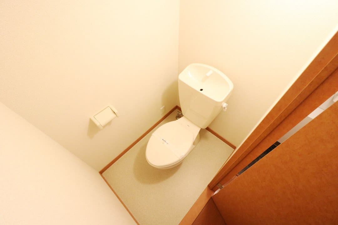 Room image 10