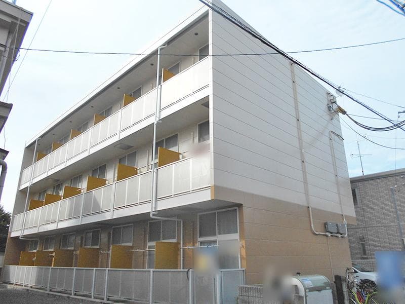 Main exterior of leopalace Evergreen