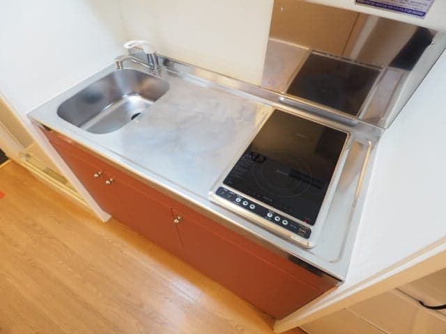 Room image 8