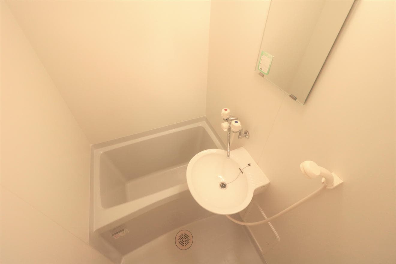 Room image 14