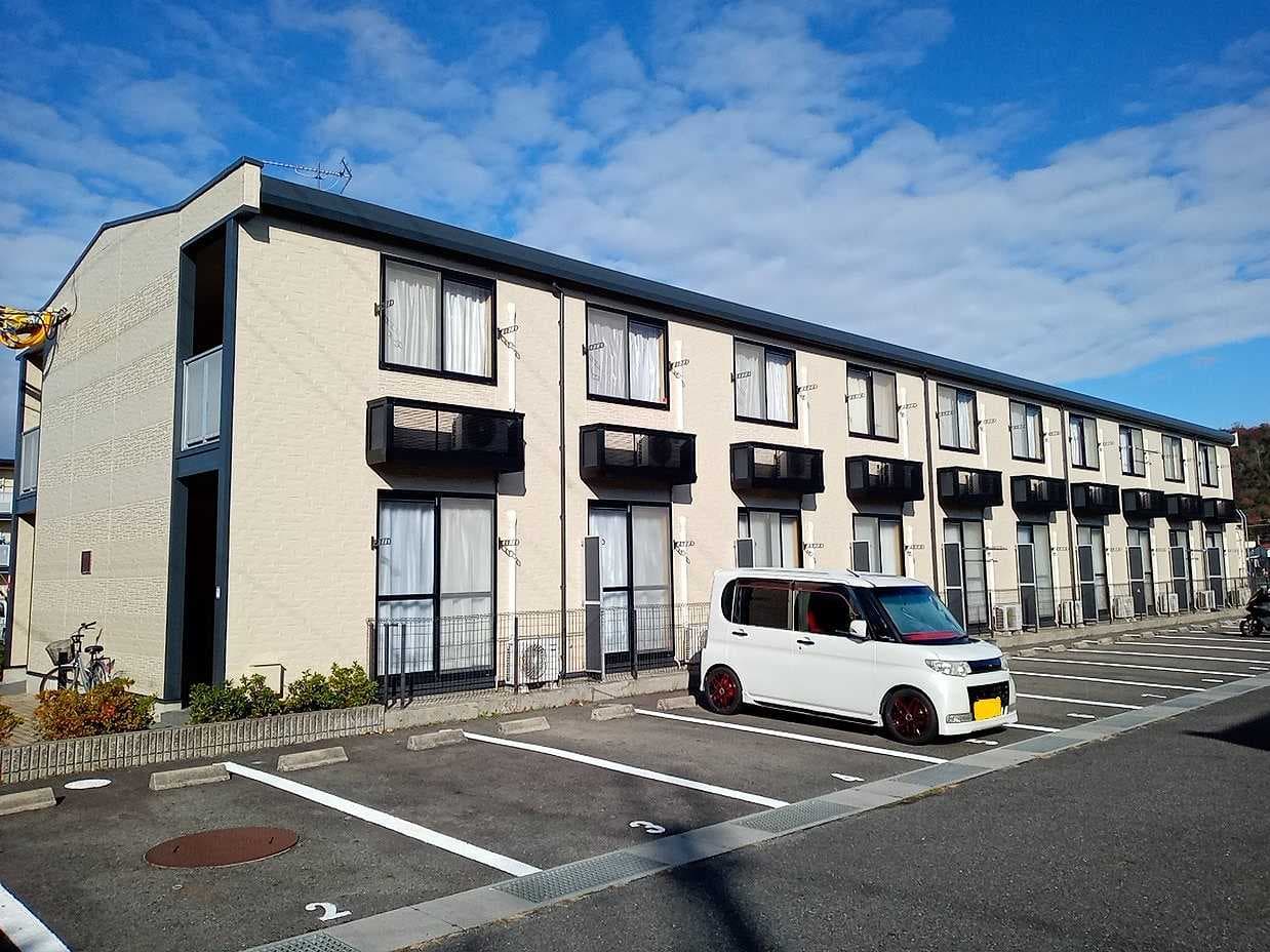 Main exterior of leopalace Cielo Higashi Oumi