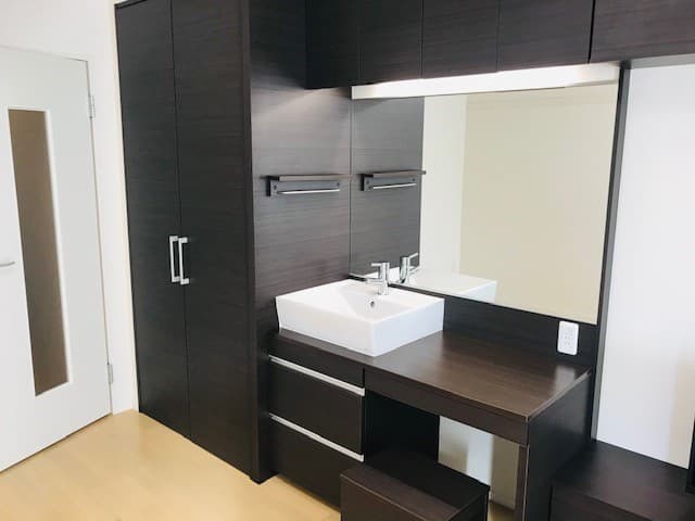 Room image 14