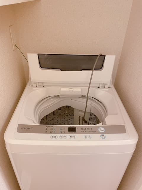 Room image 11
