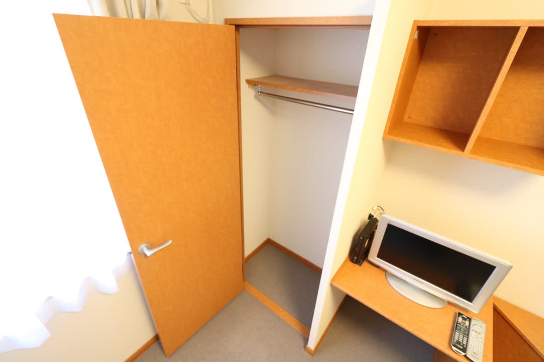 Room image 9