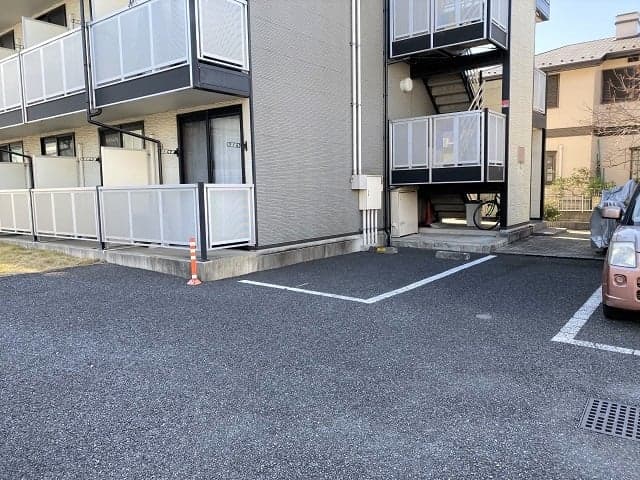Room image 12