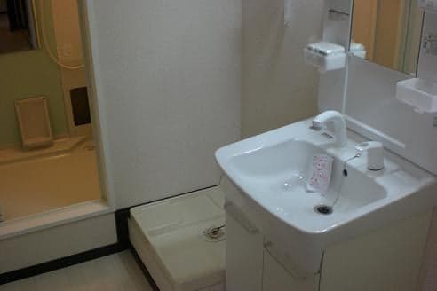 Room image 10