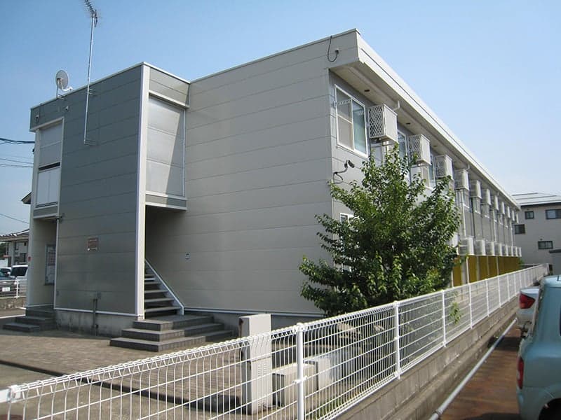 Main exterior of leopalace Tora