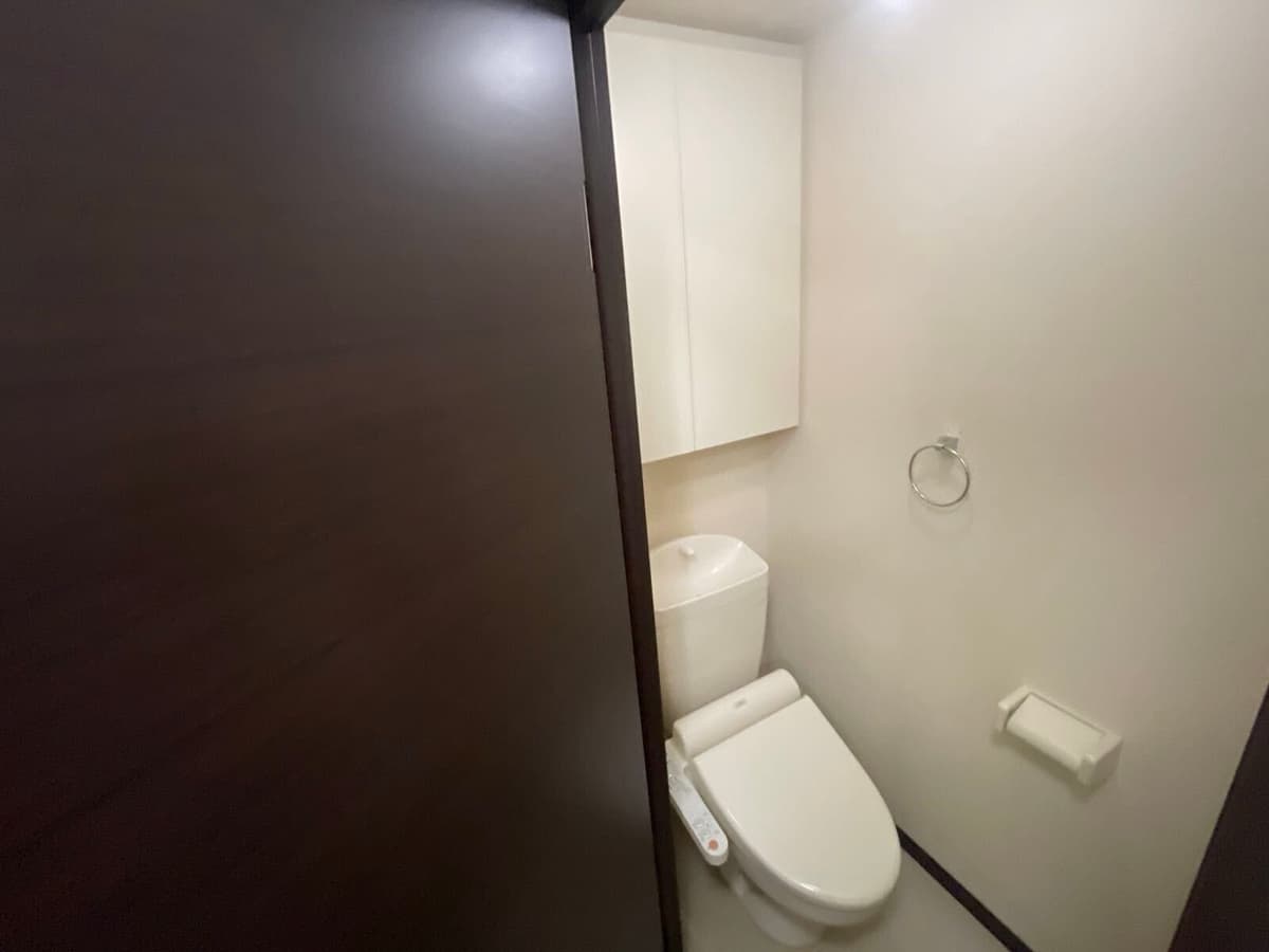 Room image 9