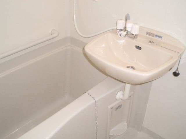 Room image 9