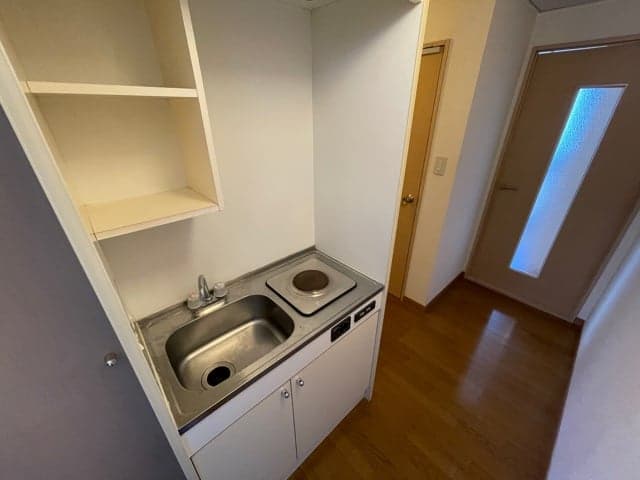 Room image 10