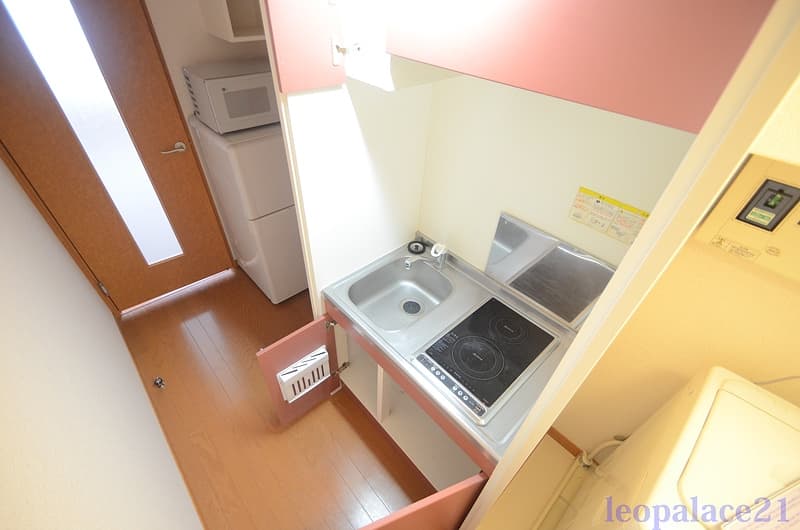 Room image 12