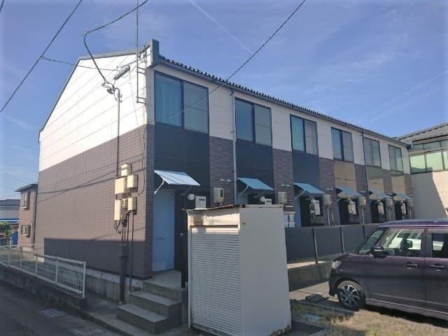 Main exterior of leopalace Yutaka