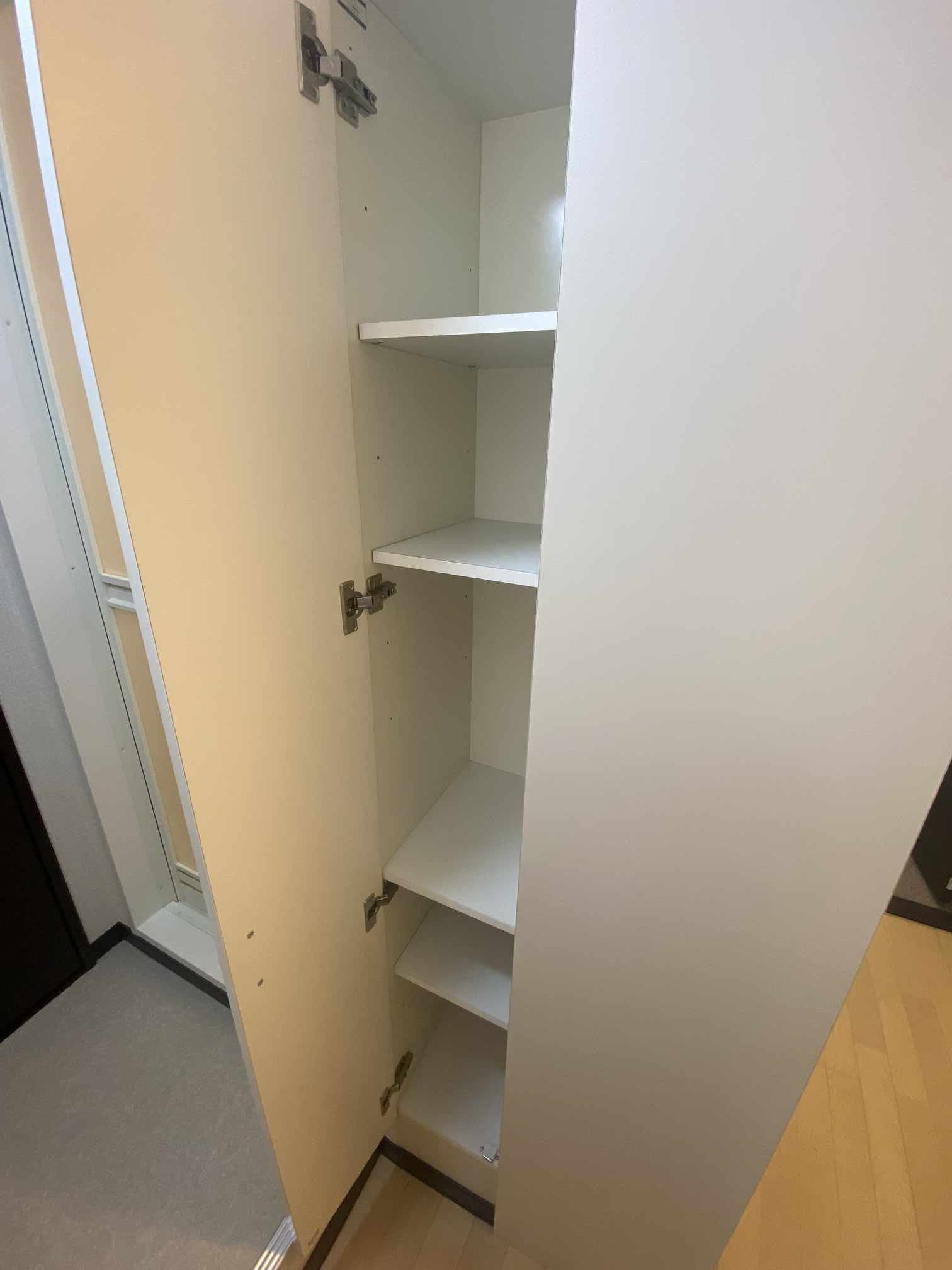 Room image 12