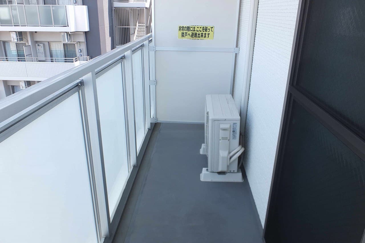 Room image 12