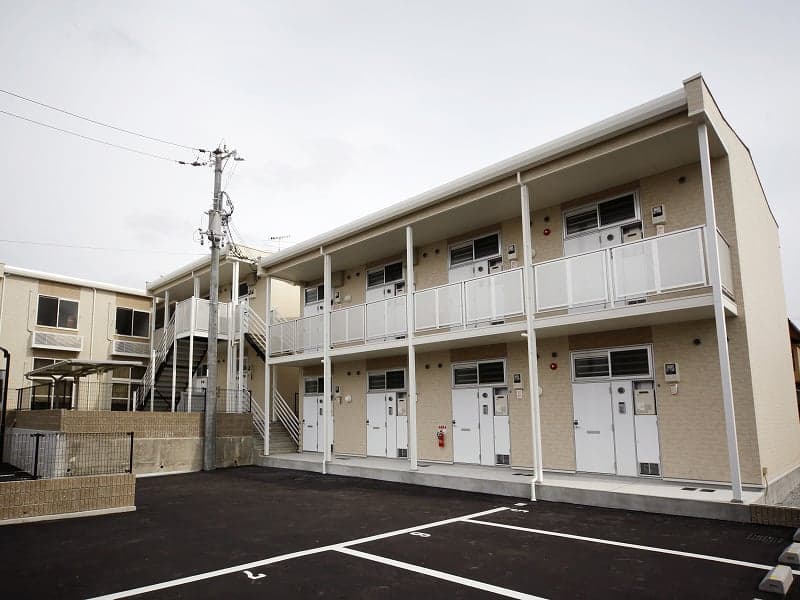 Main exterior of leopalace SEIZAN