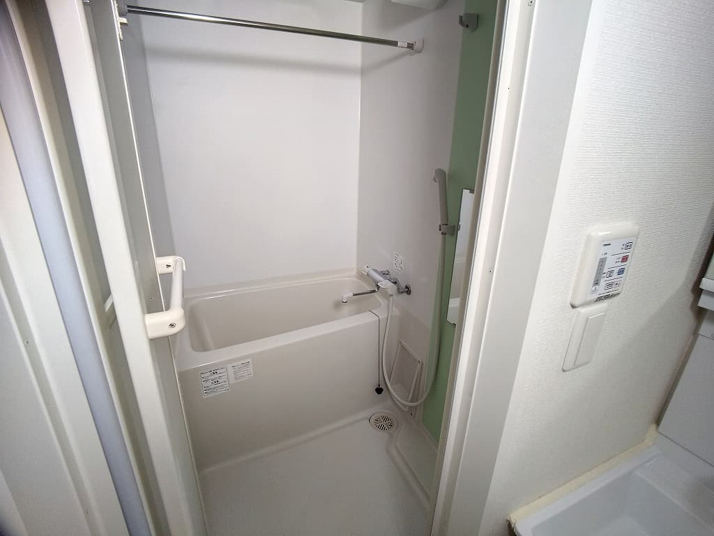 Room image 10