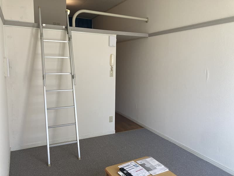 Room image 16