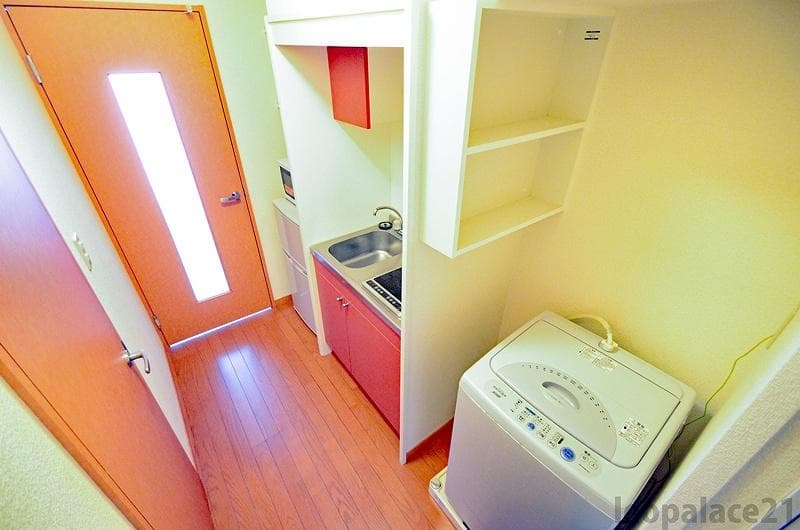 Room image 14