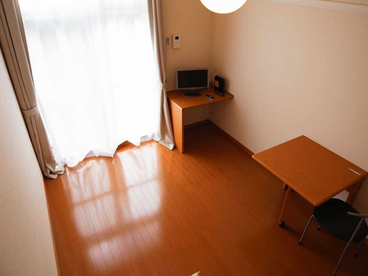 Room image 11