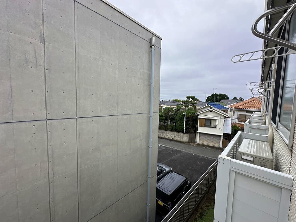 Room image 12
