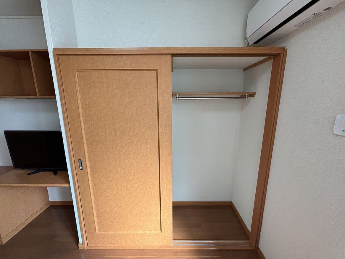 Room image 11
