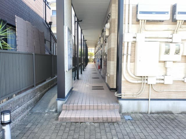 Room image 14