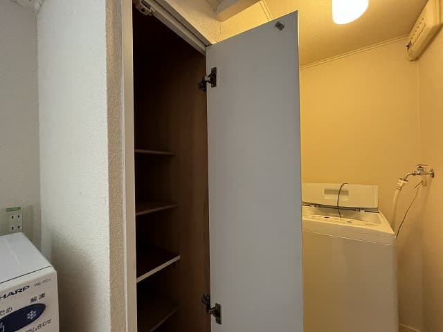 Room image 15