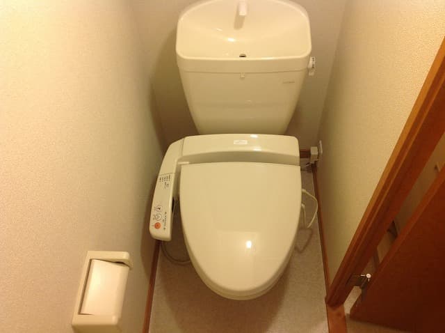 Room image 8
